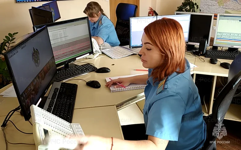 На Дону зарегистрировали тысячи ложных вызовов МЧС: спасатели напоминают об ответственности