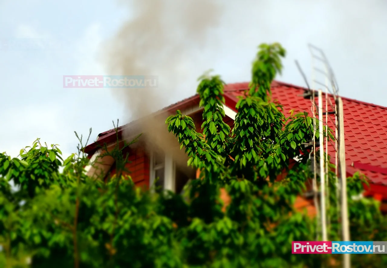 На дону за сутки пожарные потушили 13 возгораний