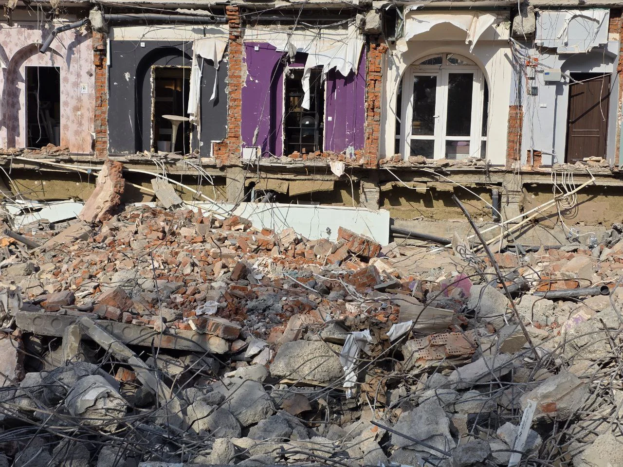 В Ростове снесут два многоквартирных дома признанных аварийными