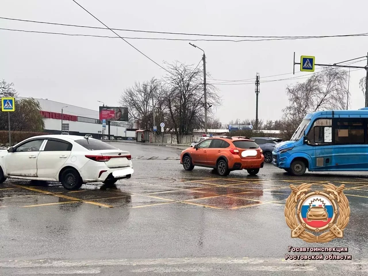 Ростовчанка получила травмы в ДТП с автобусом на Вятской