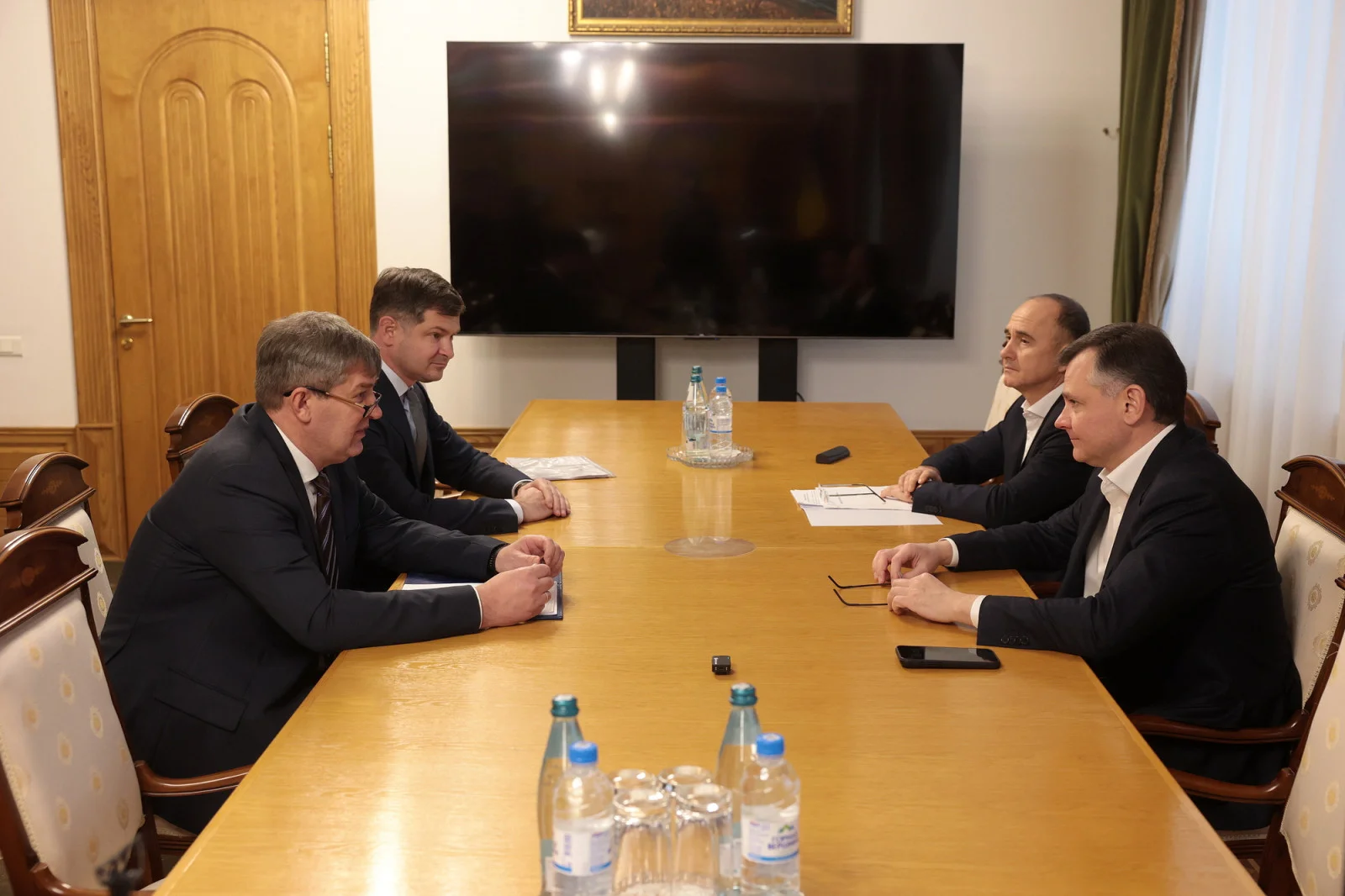 Более 3 млрд рублей направят на повышение надежности электросетей Дона