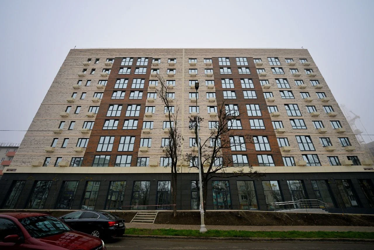 Квартиры у моря: ГК «ЮгСтройИнвест» сдала три новых дома «Резиденция» в Мариуполе