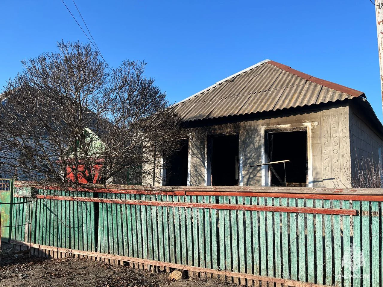 Пожар в частном доме на Дону вспыхнул из-за неисправной электросети