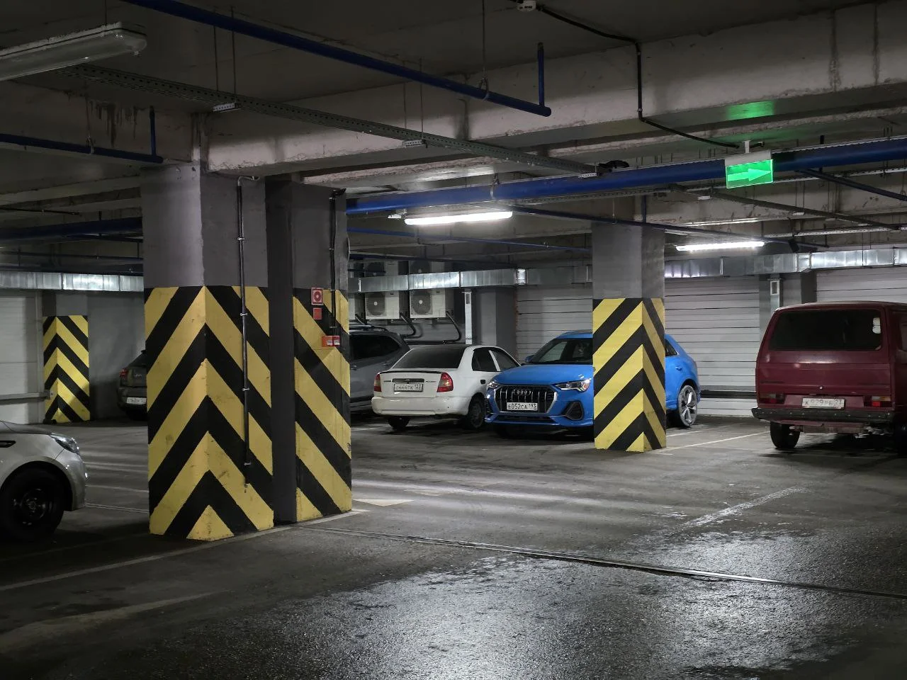 В Ростове на праздники организовали для водителей перехватывающие парковки