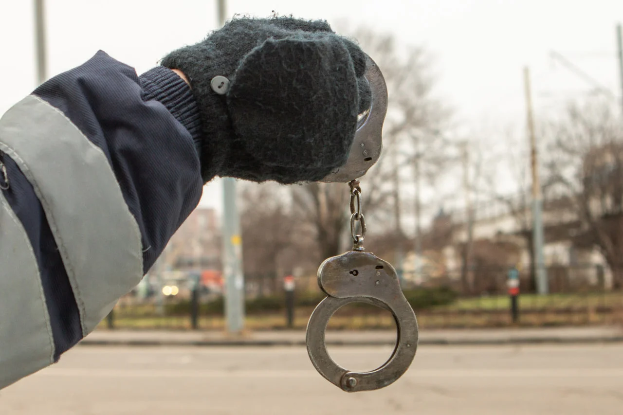 Бойцы СОБР задержали поджигателя машины силовика под Волгоградом