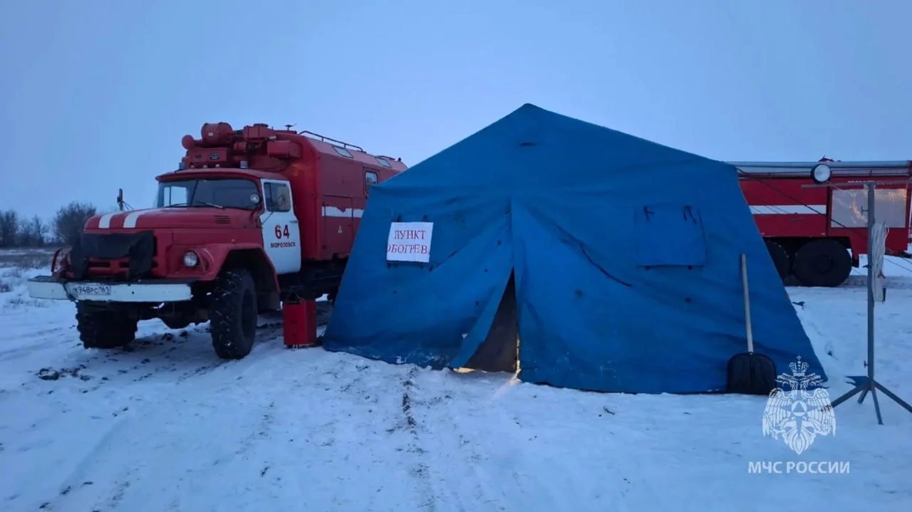 Из-за непогоды водителям в Ростове предложили укрытие и помощь в пути