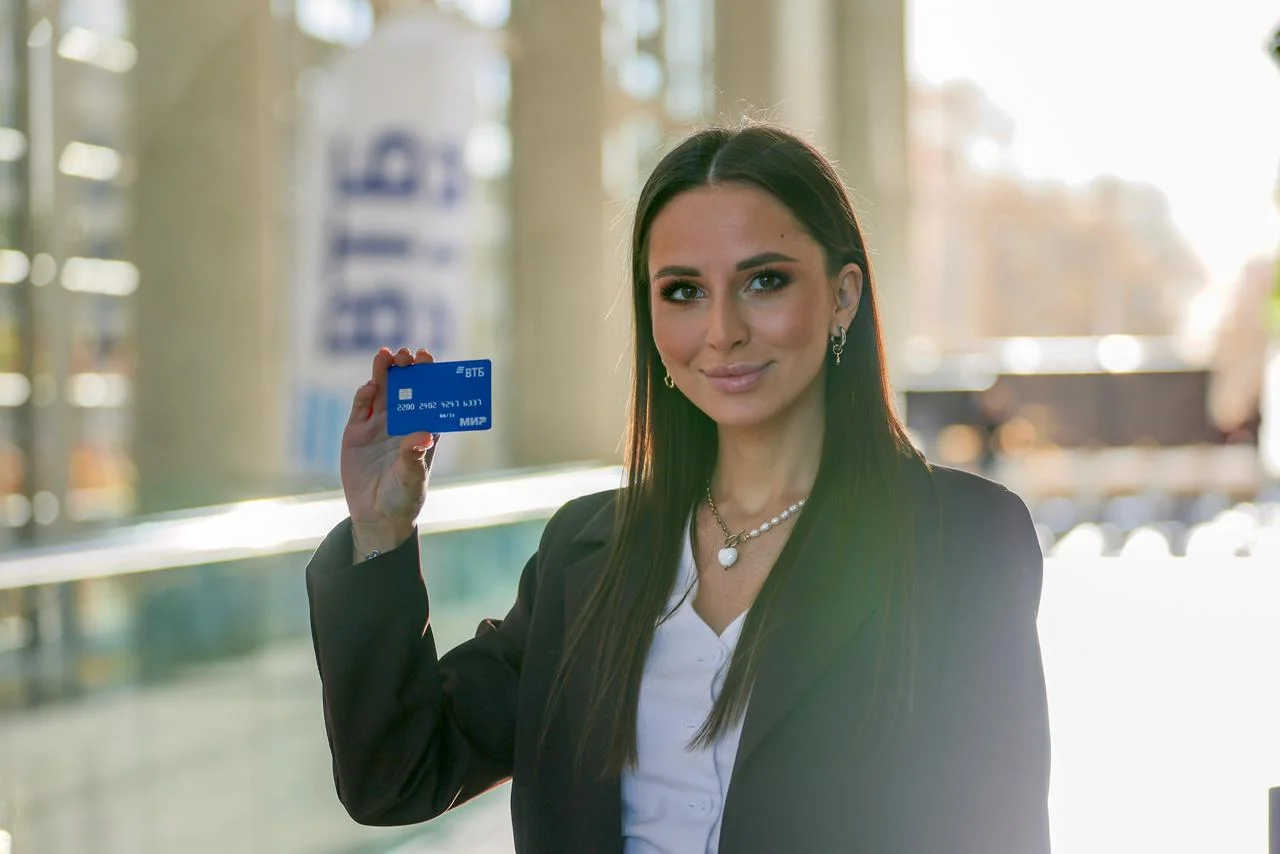 Количество получающих зарплату на карту ВТБ в регионе продолжает расти