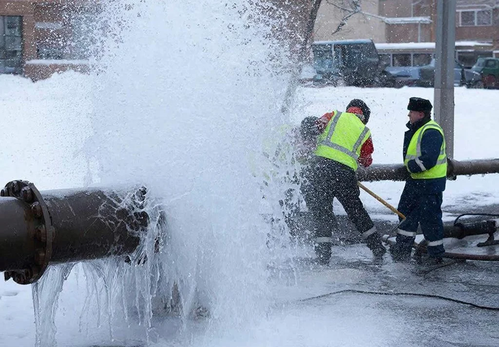 Авария на теплотрассе оставила 47 домов в Ростовской области без тепла