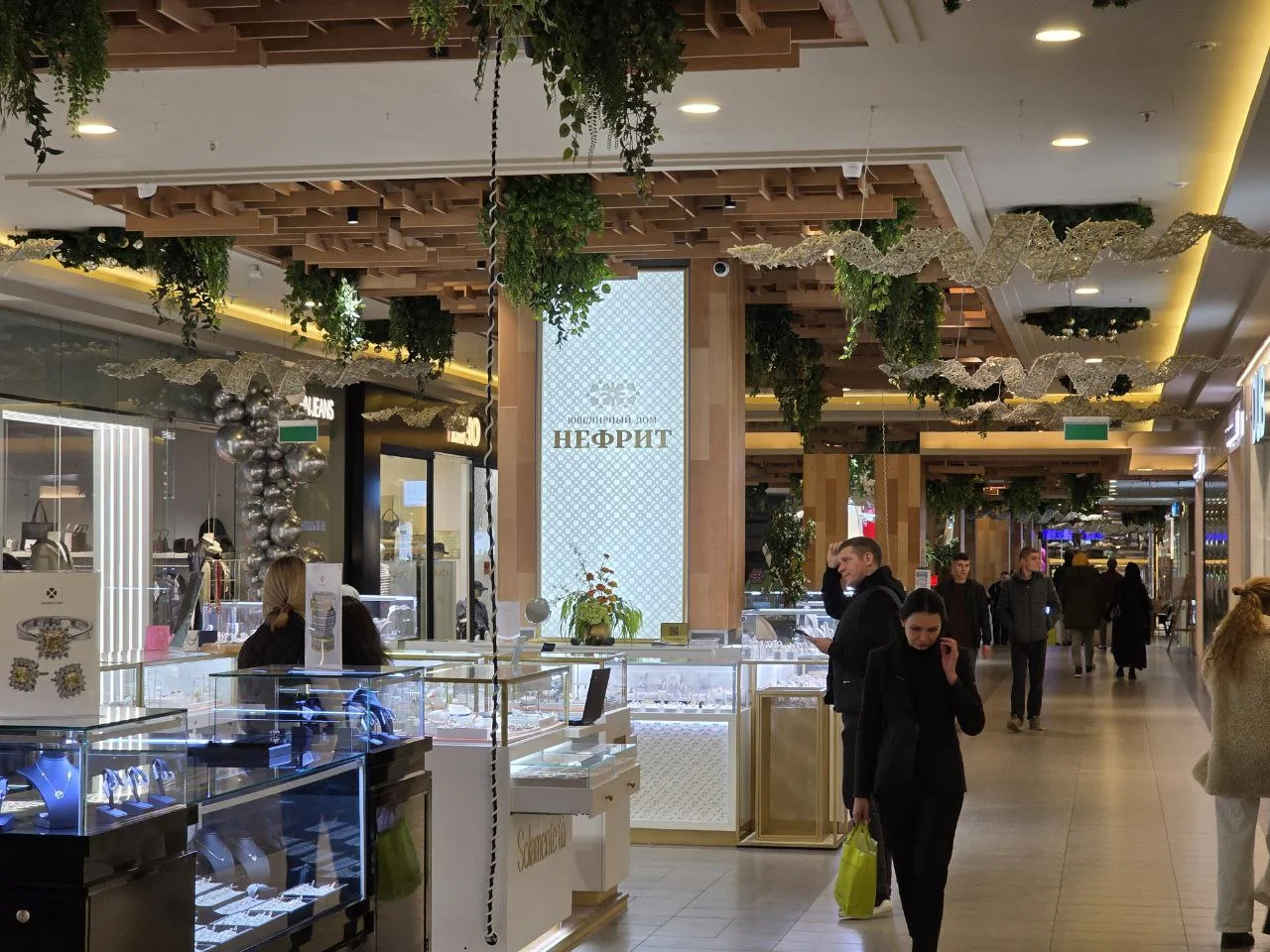 ТЦ Ростова теряют покупателей: по залам ходят по 3–5 человек