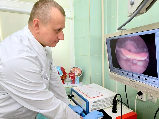 Ростовские врачи спасли азовчанина от внезапной глухоты