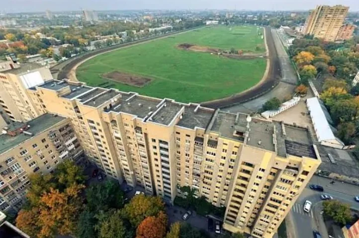 Власти Ростова окончательно запретили многоэтажки на территории ипподрома