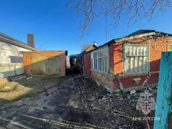 20-летняя дончанка выпрыгнула из окна, спасаясь от огня в Матвеевом Кургане