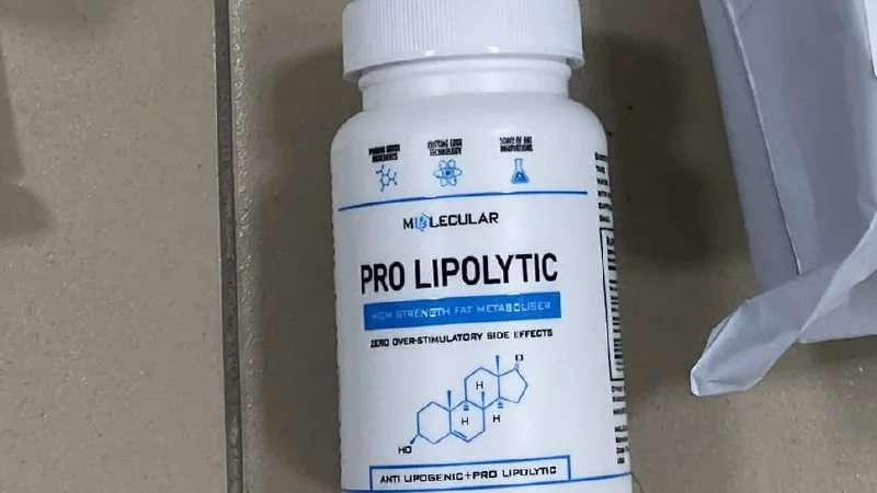 Таможенники изъяли у дончанки 900 капсул опасного сибутрамина