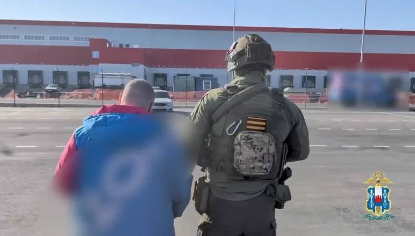 Четверо руководителей «Озона» на Дону вымогали деньги у бизнесменов