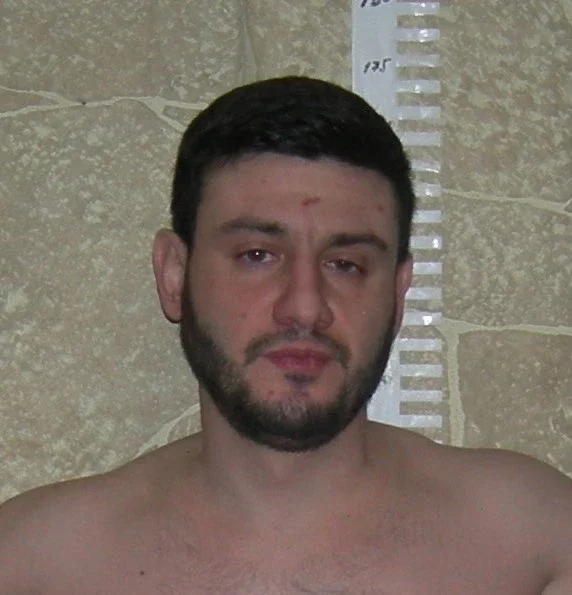 Подозреваемого в убийстве родителей нашли мертвым под Таганрогом