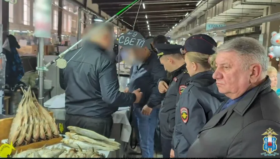 На рынке Ростова изъяли более 200 кг рыбы и икры без документов