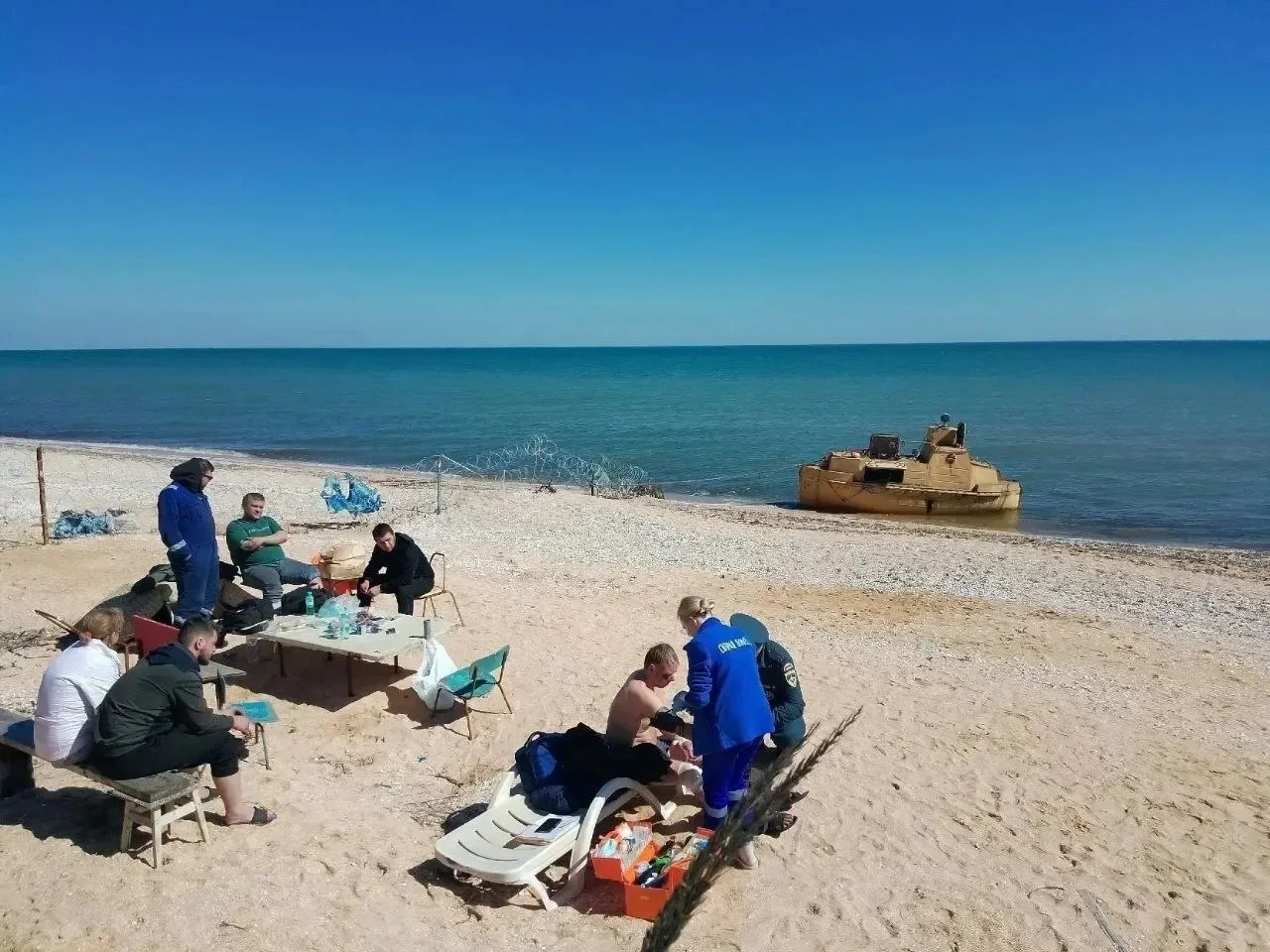 Сухогруз с пшеницей ушёл под воду в Азовском море, есть погибший