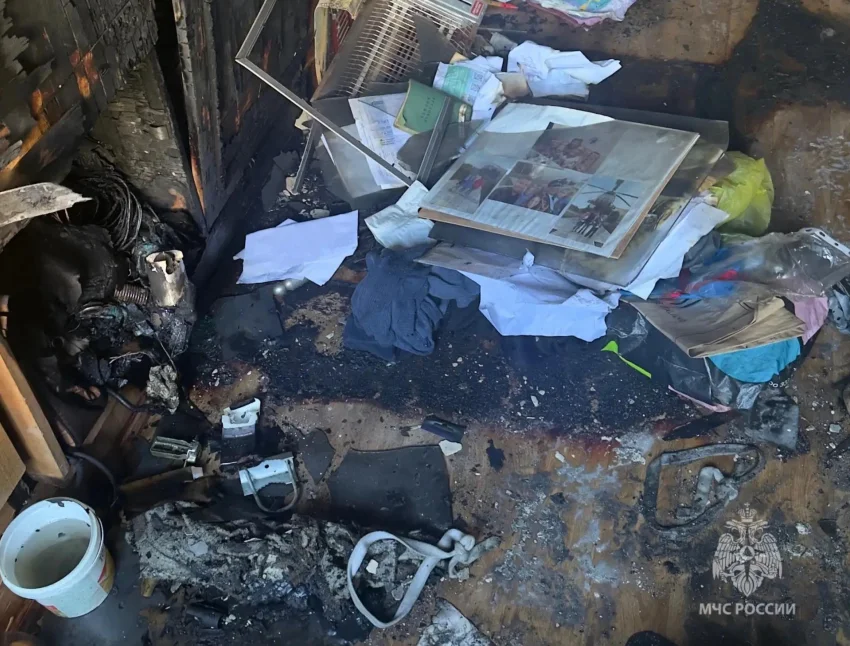 Короткое замыкание обогревателя вызвало пожар и эвакуацию 33 человек в Азове