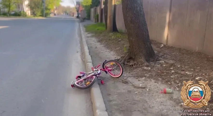 Volkswagen Polo сбил ребенка на Днепропетровской в Ростове