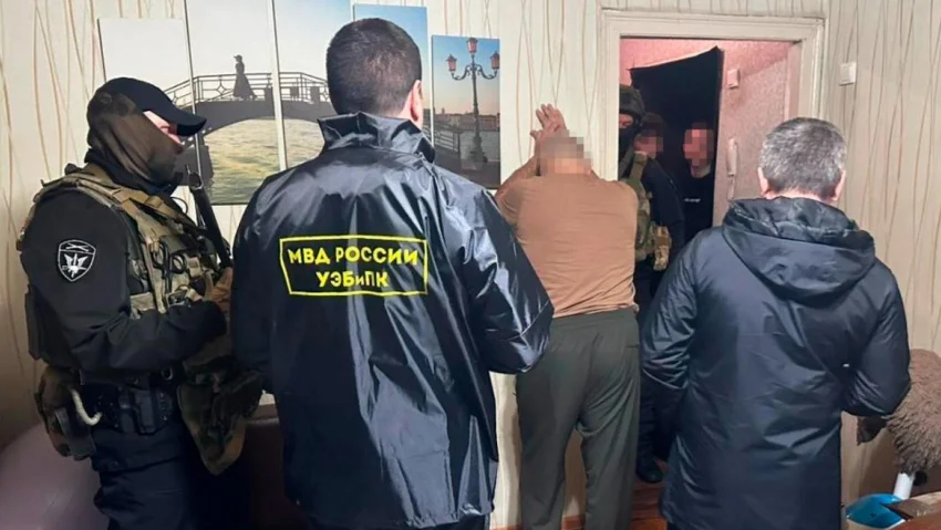 Преподаватели и юрист из Ростова украли 28 млн рублей по кредитной схеме