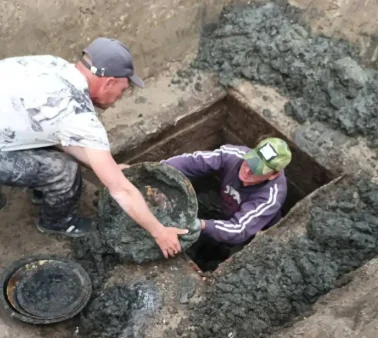 Клад столетней давности пролежал на дне пятиметрового колодца в станице Старочеркасской