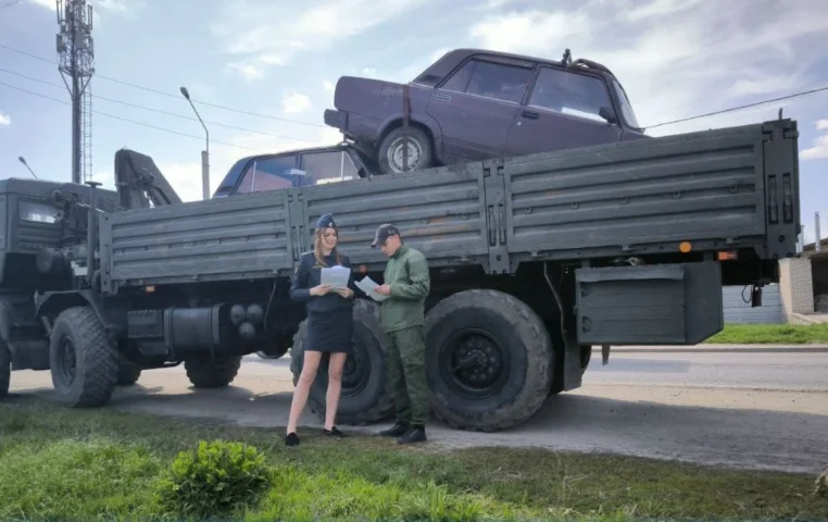 В Ростове у осужденного за незаконный оборот оружия конфисковали «Ниву» для нужд СВО