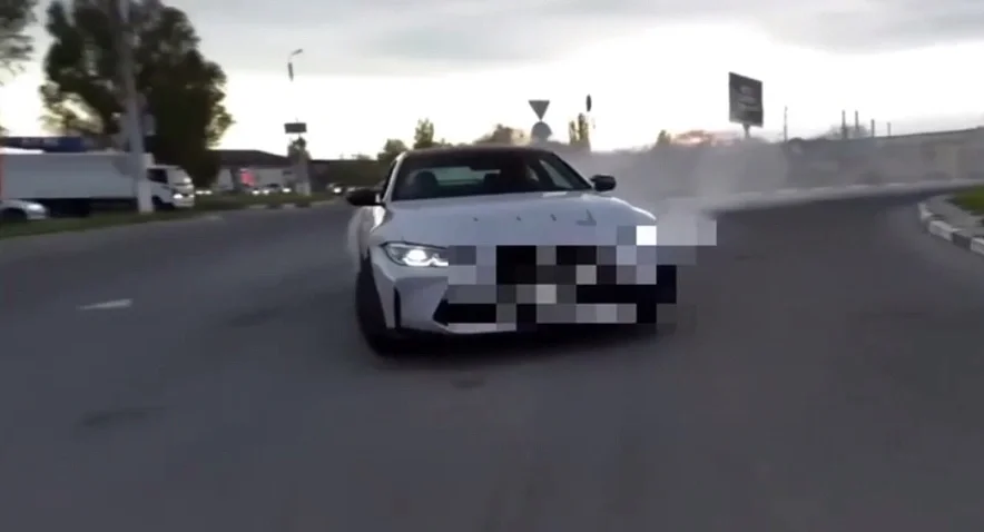 Водителя BMW M4 Competition накажут в Таганроге за дрифт на городских улицах