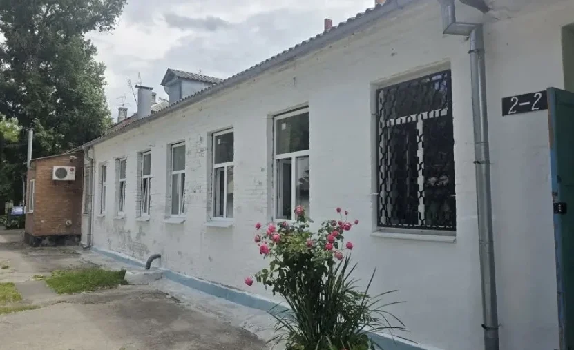 Мэр Таганрога Камбулова показала восстановление домов, пострадавших от атак