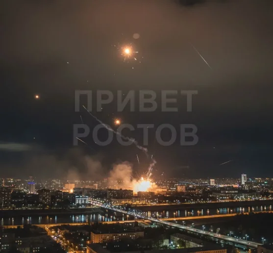 В Ростове-на-Дону при отражении атаки БПЛА повреждены два жилых дома