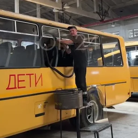 Атака БПЛА в Краснодаре повредила парк школьных автобусов города