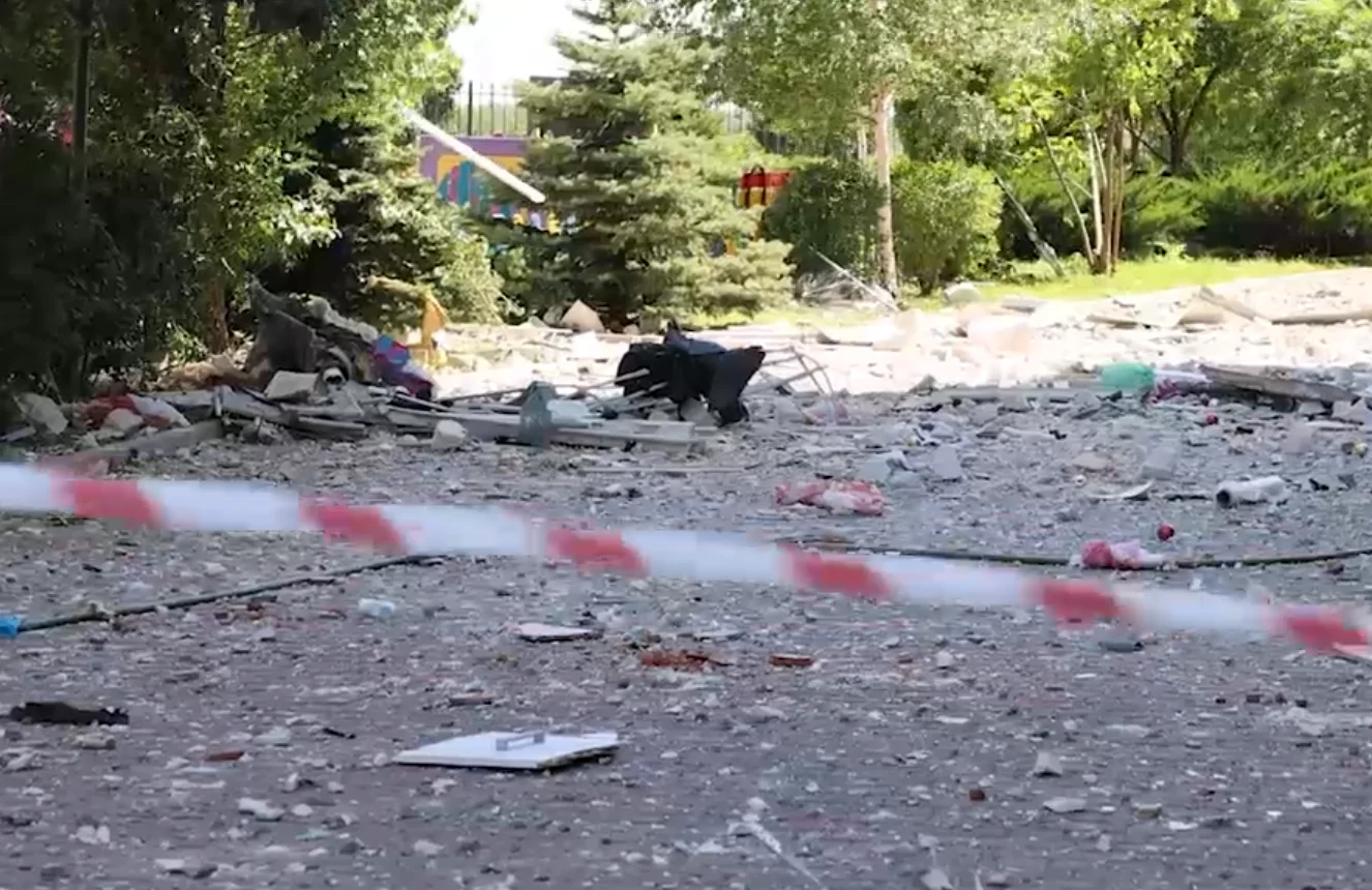 Жильцам пострадавшей от атаки БПЛА высотки в Ростове не дают войти в квартиры