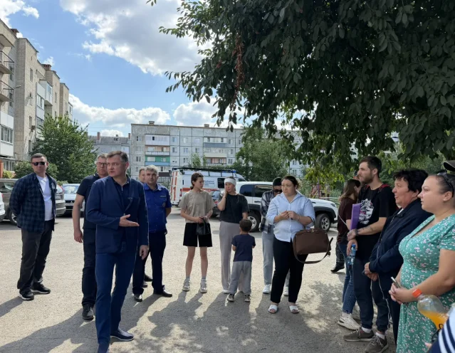 В Гуково после атаки БПЛА ввели режим ЧС для жителей повреждённого дома