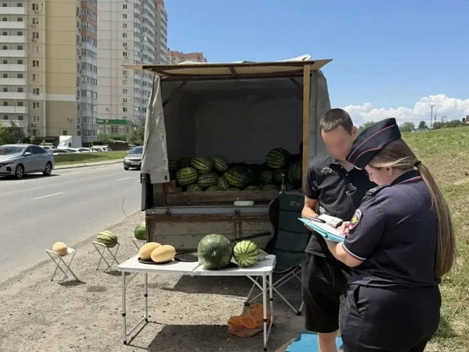Полиция нагрянула с рейдом в Суворовский в Ростове