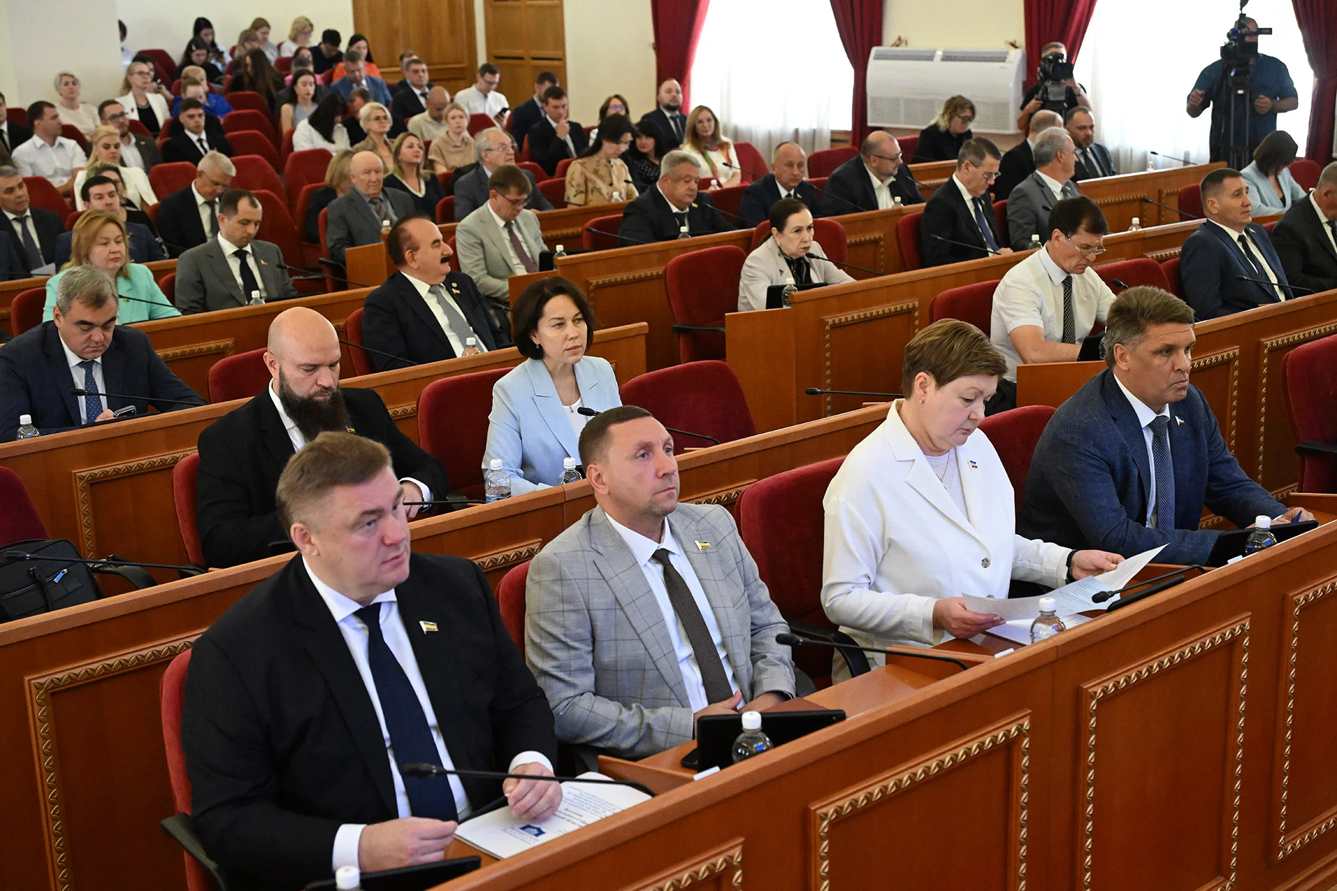 На Дону появился новый профессиональный праздник: День работников органов опеки и попечительства
