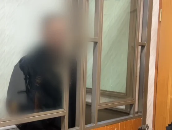 Суд арестовал подозреваемого в жутком расстреле трех человек в Таганроге