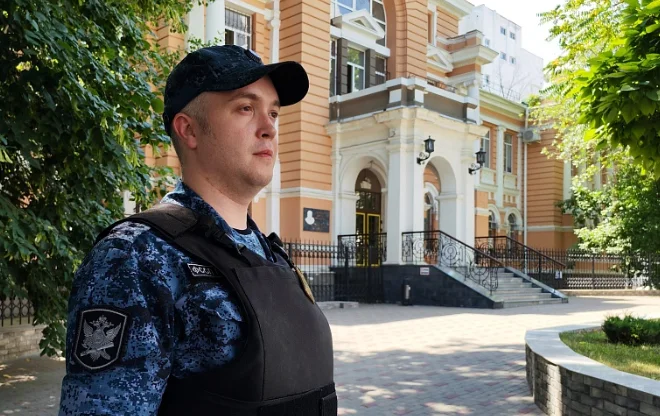 Судебный пристав из Ростова стал шансом на жизнь для незнакомой женщины