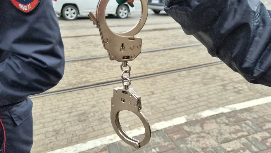 Придумывали нарушения и требовали деньги в Ростовской области лжеревизоры
