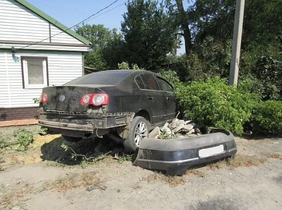 Дончане угнали незапертый автомобиль и попали на нем в ДТП