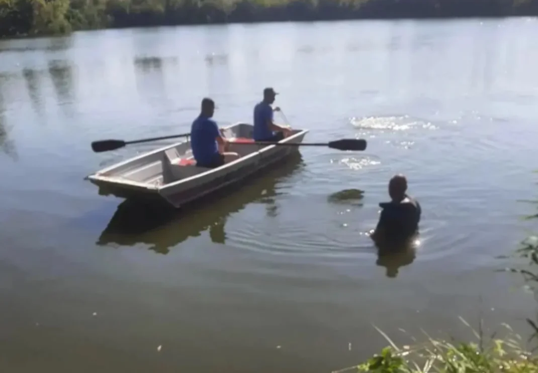 Водолазы приехали искать пропавшего в Цимлянске, но нашли его на обочине