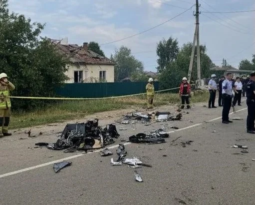 Обломки БПЛА упали в нескольких районах Кубани, службы проверяют последствия атаки
