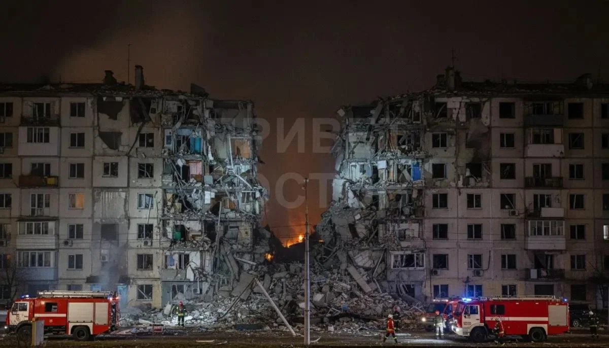 БПЛА атаковали многоэтажки в Пролетарском районе Ростова, есть разрушения