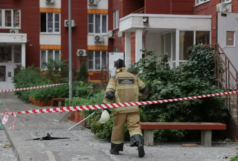 Власти показали фото с места атаки БПЛА в Ростове 6 сентября