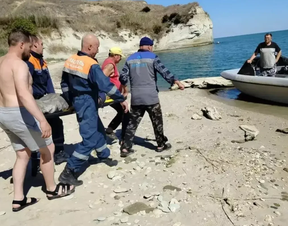 В Ростовской области спасли упавшего с обрыва мужчину из Волгодонска