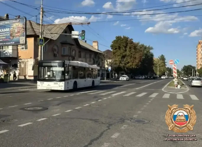 Автобус переехал в пенсионерку в Ростове на Портовой, ей оторвало ногу