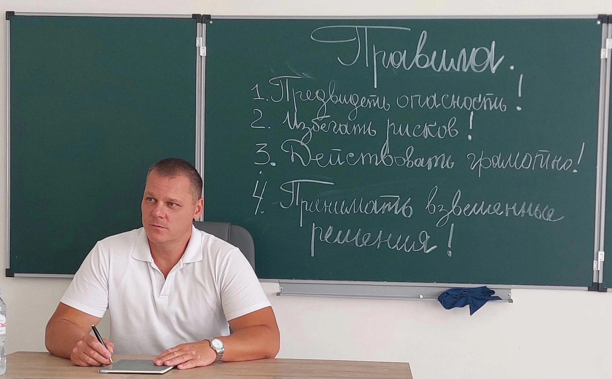 «Невидимая угроза»: ветеран МВД Денис Хохлов — о том, как вернуть подростка из экрана в реальную жизнь