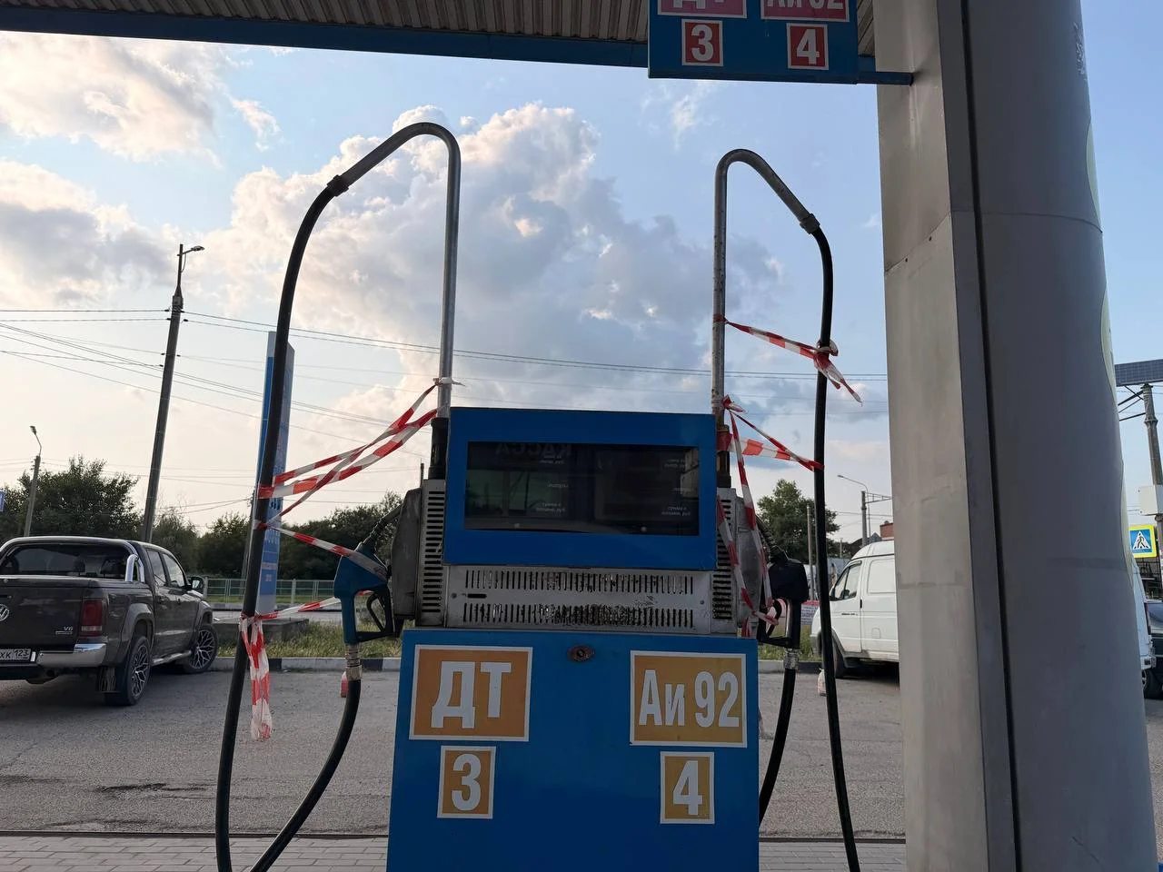 Индийский бензин приехал в Россию с ценником, от которого заглохли продажи