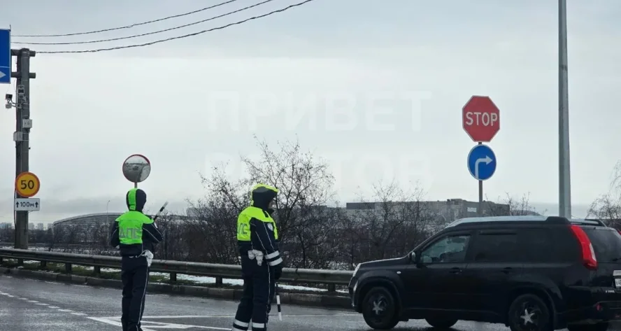 В Ростове закрыли въезд на мост Сиверса и движение по Западному мосту
