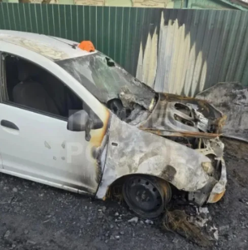 В Новошахтинске две женщины сожгли автомобиль знакомого после конфликта