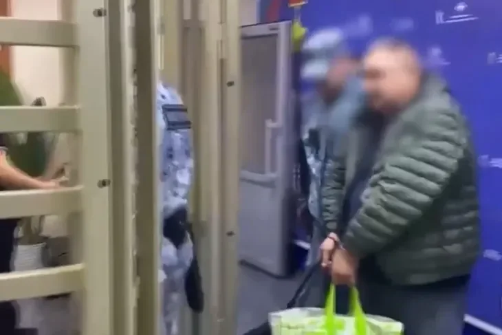 Подрядчика строительства поликлиники в Камышине задержали по делу о хищении