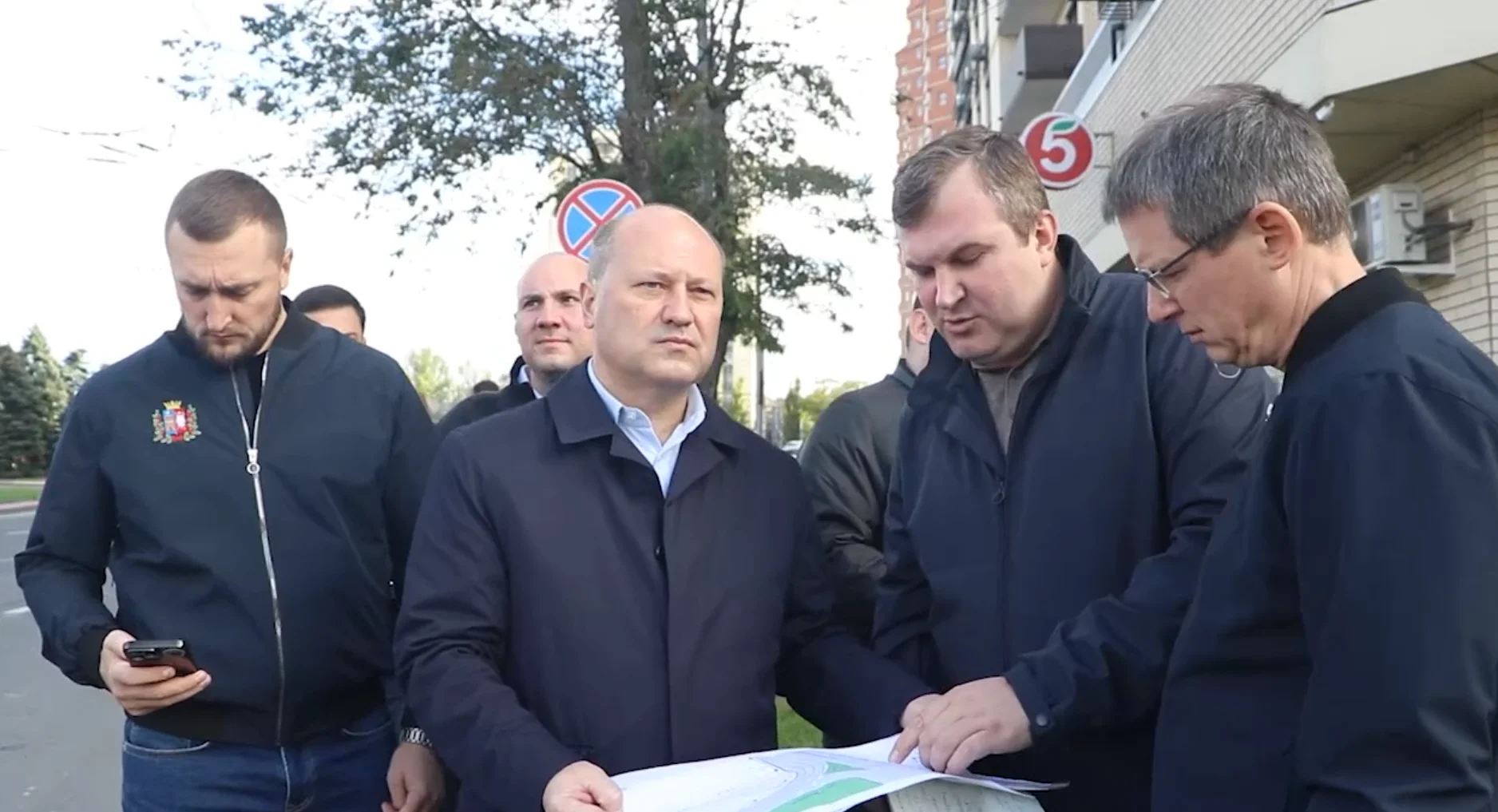 В Ростове продолжается ремонт и благоустройство ключевых улиц
